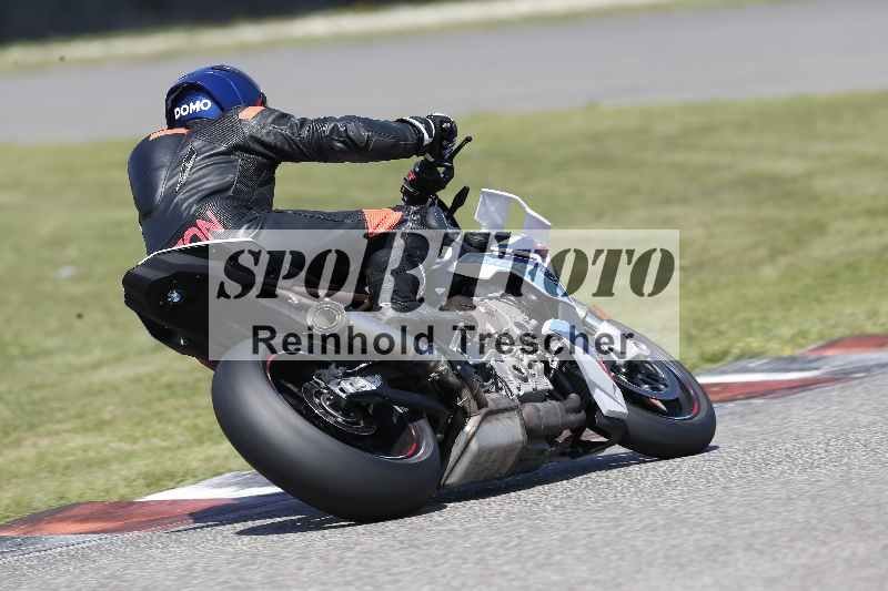 /44 09.08.2025 Plüss Moto Sport ADR/Freies Fahren/backside